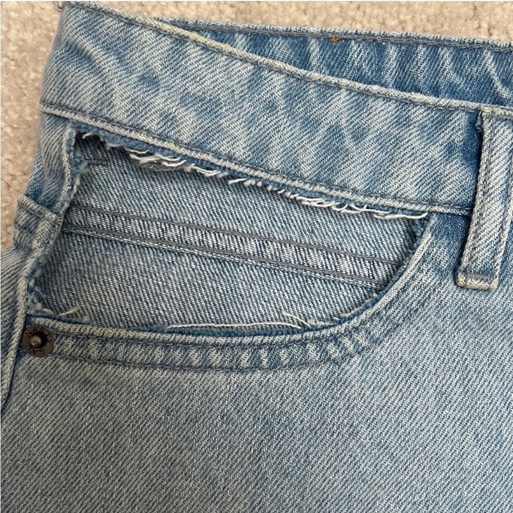 NWT Nasty Gal Cut Out Pocket Jean Shorts - Picture 6 of 7